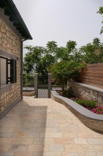 Tatiana's House - Perama - 6