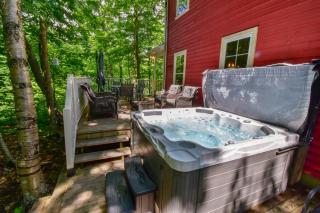 Nature retreat with HOT TUB and lake access & watercraft - Saint Adolphe D'Howard - 2