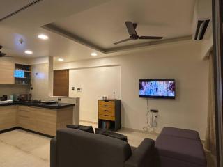 BKC Nest 1BHK Studio Apartment - Mumbai - 5