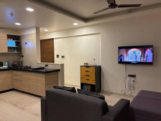BKC Nest 1BHK Studio Apartment - Mumbai - 2