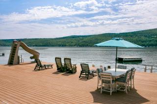 The Dockaholic - Hammondsport - 3