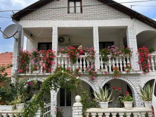 Vila Divna - Tekija - 1