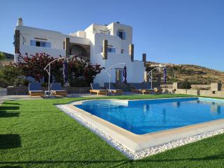 Pleiades Paros Family Apartments - Parikia - 0