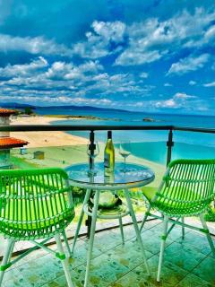 Apartment on the BEACH - 0