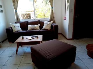 Amplia Casa luminosa a estrenar, Excelente ubicación - Bariloche - 5