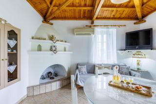 Skopelos Sunset traditional country house - Panormos - 0
