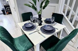 Cosy Emerald House at BSE Homes - Chelmsford - 6