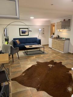 A6 Apartment - 0