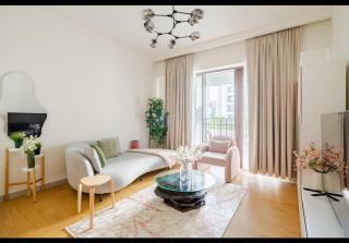 Exquisite 1-Bedroom with Pool Scenery in Dubai Creek Harbour - Dubai - 9