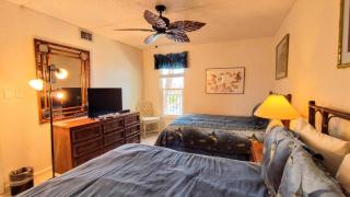 Embassy 402 Condominium Condo - South Padre Island - 4