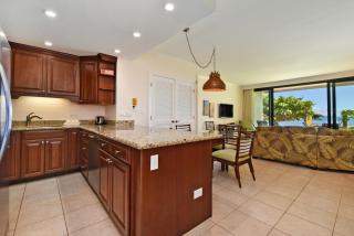 Kaanapali Shores 160 - Sleep Steps Away from the Ocean - Kahana - 3