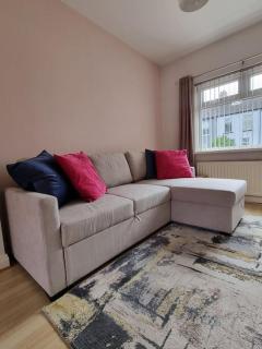 Darcy's Stopover NITB Approved - Belfast - 8