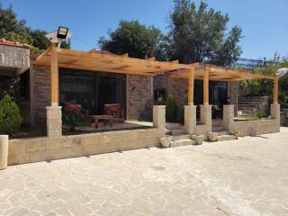 Sky and sea cabins Abdelli - - 4