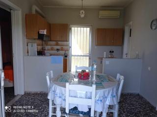 Emily's apartment - Trikeri - 4