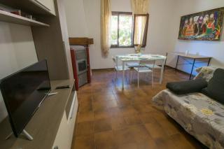 5 MINUTES FROM THE SEAFRONT -Apartment & garden - Olbia - 9