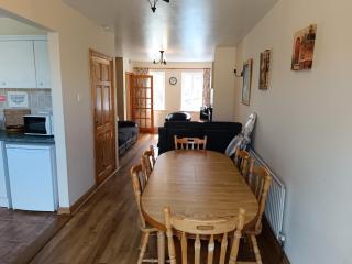 4 Bed By The Sea - 1