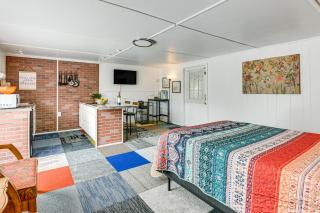 Fort Walton Beach Studio with Shared Pool and Patio! - Fort Walton Beach - 2