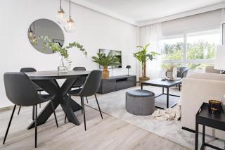 PR- Stunning flat front line beach Puerto Banus - Marbella - 2