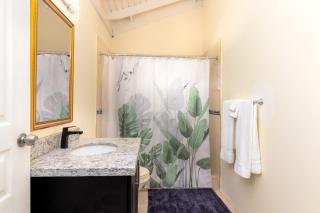 5 BedRmOasis DraxHall Pool Gym - Mammee Bay - 3