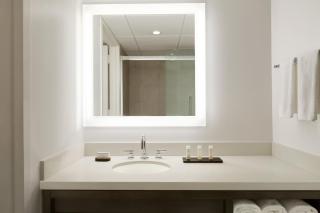 Cozy Two Room Suite with Modern Touches and Pool - 5