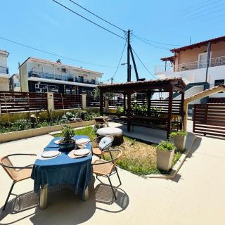 Next to the Beach Apartments - Ofrínion - 8