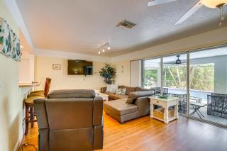 4 Mi to Beach with Boat Dock Cape Coral Retreat - Cape Coral - 7