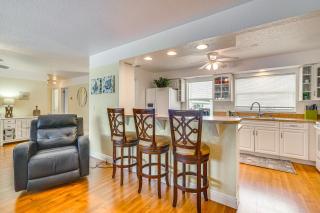 4 Mi to Beach with Boat Dock Cape Coral Retreat - Cape Coral - 3