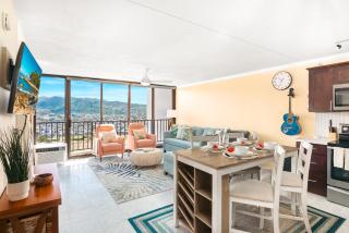Panoramic Mountain View Near Waikiki Beach with Parking - Honolulu - 5