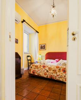 Ma maison shared home in Chiaia 1 - 0