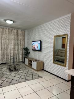 A Stunning Cozy Apartment - 7