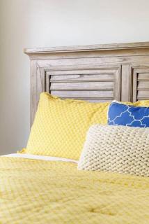 Southern Charm Downtown, Walk to Farmers Market & - 8