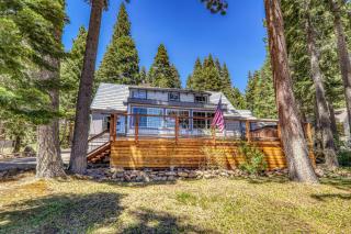 Reflections Lakeview Cabin - Private Beach Access, Hot Tub & Buoy! - Carnelian Bay - 9