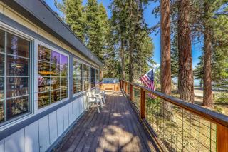 Reflections Lakeview Cabin - Private Beach Access, Hot Tub & Buoy! - Carnelian Bay - 7