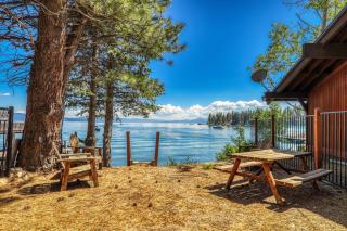 Reflections Lakeview Cabin - Private Beach Access, Hot Tub & Buoy! - Carnelian Bay - 6