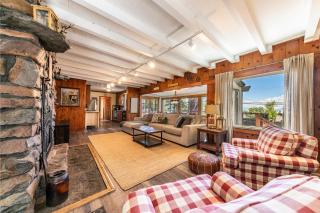 Reflections Lakeview Cabin - Private Beach Access, Hot Tub & Buoy! - Carnelian Bay - 5