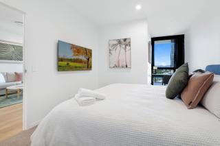 Brand new Modern 2Bed 2Bath Canal View - 7