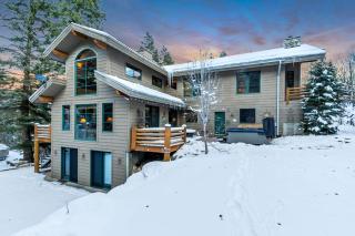 Sundance Splendor- 5-Bed Cabin Oasis with Majestic Mountain Views - Sundance - 4
