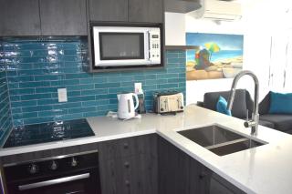 6 on Adams - Mount Maunganui - 2