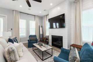 Serenity Cove Luxe 4br House W Beach Access - 7