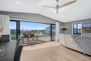 42 Songlark - Bermagui - 0