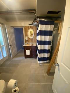 Royal BnB - Vineland Station - 2