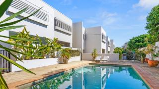 5 The Courtyards Townhouse Close to Beach and Shops - Sunshine Beach - 7