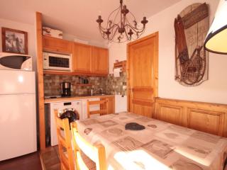 Les Saisies - Beau 2 pièces cabine, 6 pers., balcon, TV, piscine, parking - FR-1-293-253 - 2
