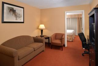 Holiday Inn Martinsburg by IHG - Martinsburg - 3