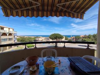Appartement T2 Vue Mer - Parking - 4 Pers - Saint-Pierre-la-Mer - FR-1-795-3 - Fleury - 0