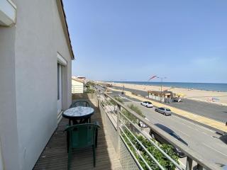 Narbonne-Plage : T4 en 1ère ligne, 7P, balcon, parking, accès plage direct - FR-1-795-6 - Narbonne - 0
