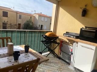 Saint-Pierre-La-Mer : Appart T2 avec Piscine, Parking, Clim, Terrasse - 4 Pers. - FR-1-795-26 - Fleury - 8