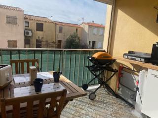 Saint-Pierre-La-Mer : Appart T2 avec Piscine, Parking, Clim, Terrasse - 4 Pers. - FR-1-795-26 - Fleury - 9