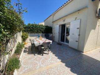 Villa T3 Mezzanine à Saint-Pierre-La-Mer, Climatisée, Terrasse, Parking Privé, 6 Pers. - FR-1-795-41 - Fleury - 9