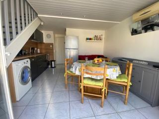 Villa T3 Mezzanine à Saint-Pierre-La-Mer, Climatisée, Terrasse, Parking Privé, 6 Pers. - FR-1-795-41 - Fleury - 7